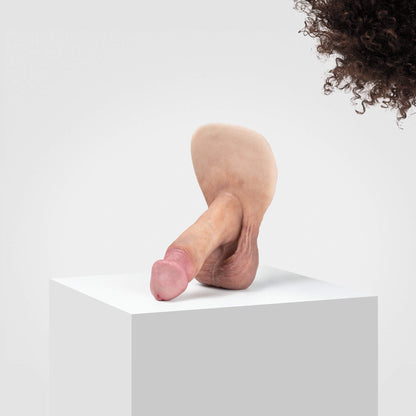 Emisil ER04: The Original Versatile FTM Pack and Play for Perfect Balance & Confidence