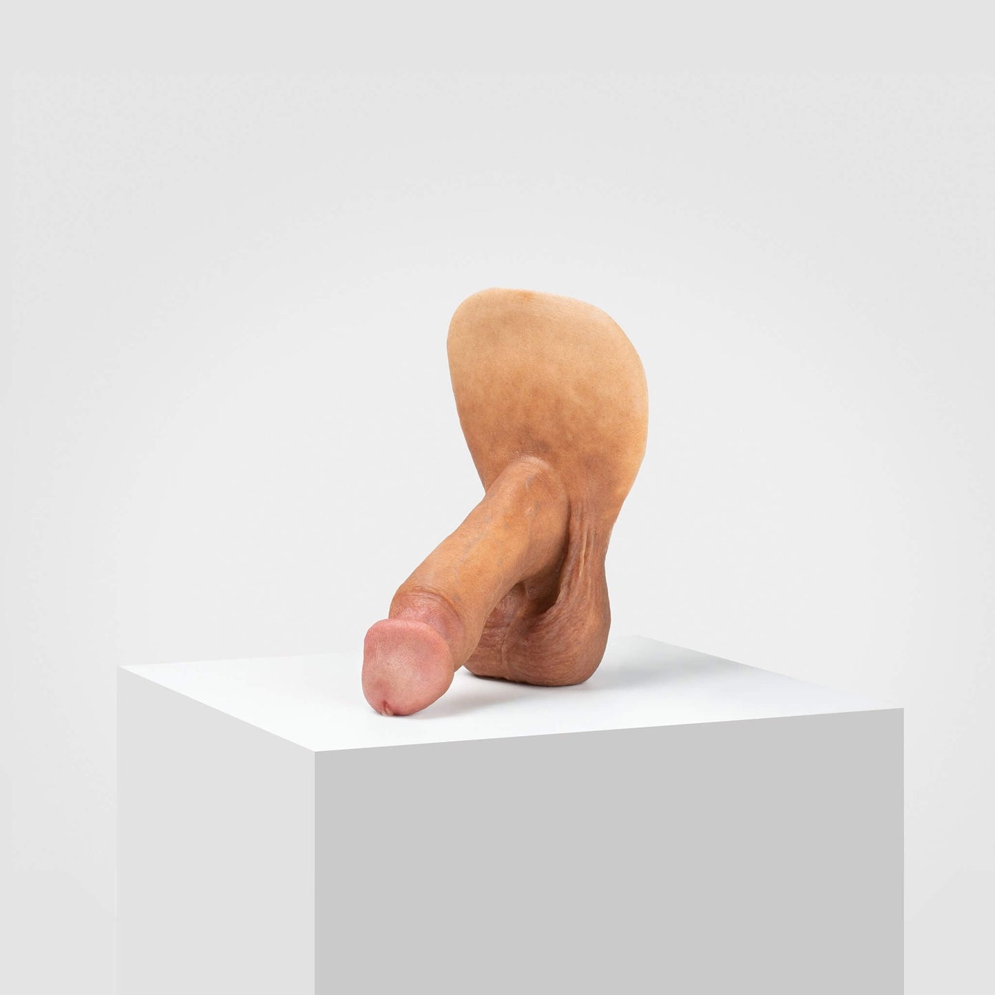 Emisil ER04: The Original Versatile FTM Pack and Play for Perfect Balance & Confidence