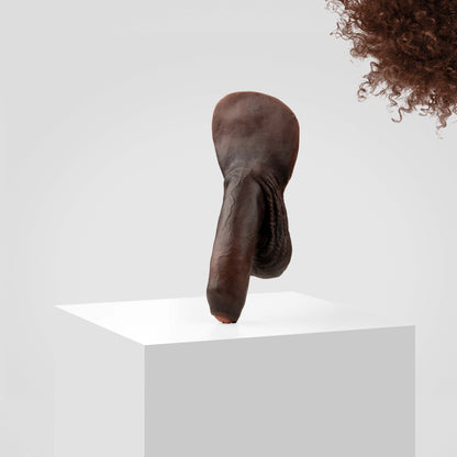 Emisil FL11: The Original Realistic Uncut FTM Packer for a Confident, Substantial Feel