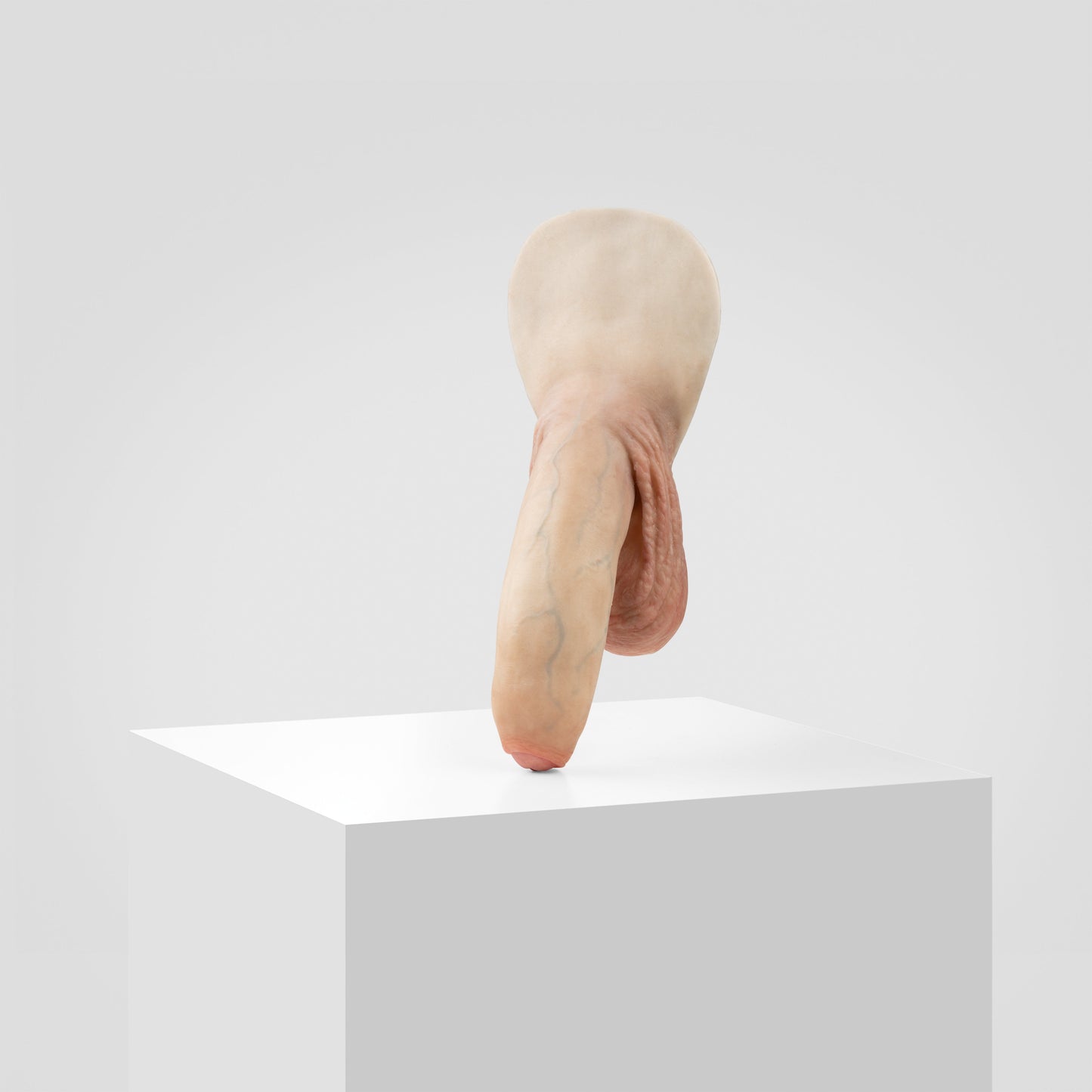 Emisil FL11: The Original Realistic Uncut FTM Packer for a Confident, Substantial Feel