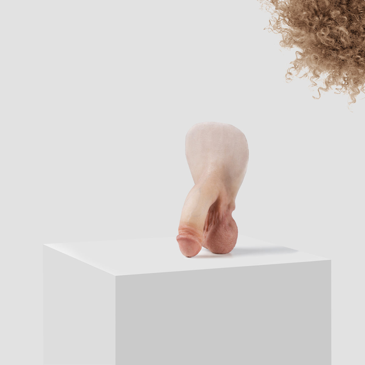 Emisil FL03 soft FTM packer in skin shade S01 with blond hair