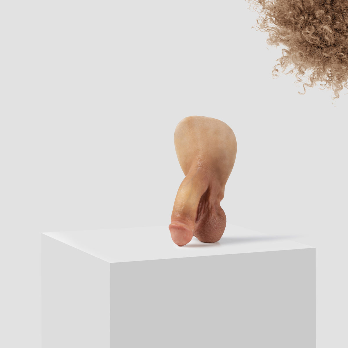 Emisil FL03 soft FTM packer in skin shade S05 with blond hair